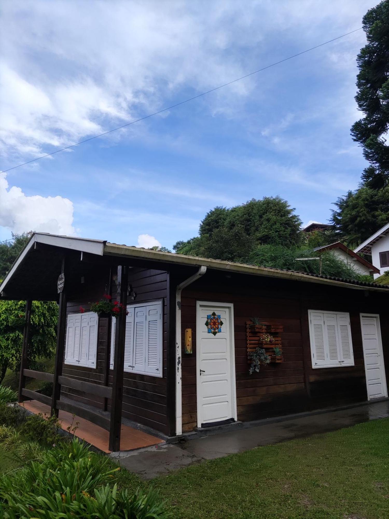 Manacá House Chalé Campos do Jordão